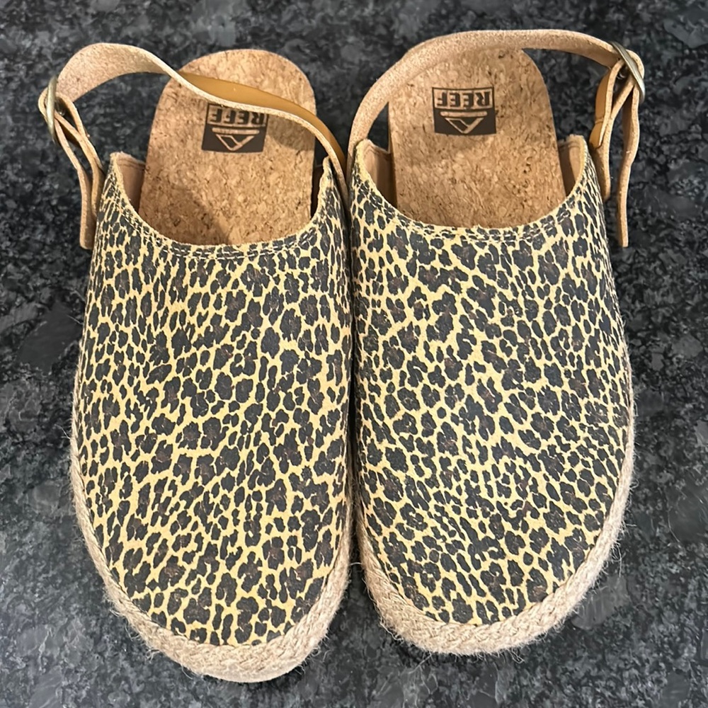 Reef Leopard Cushion Sage Clog Sandals